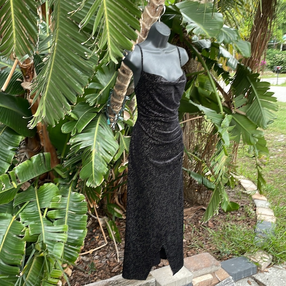 velvet and metallic slipdress with front slit - Picture 5 of 9